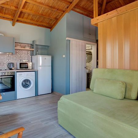 Heliotrope The Studios Mytilene Luaran gambar