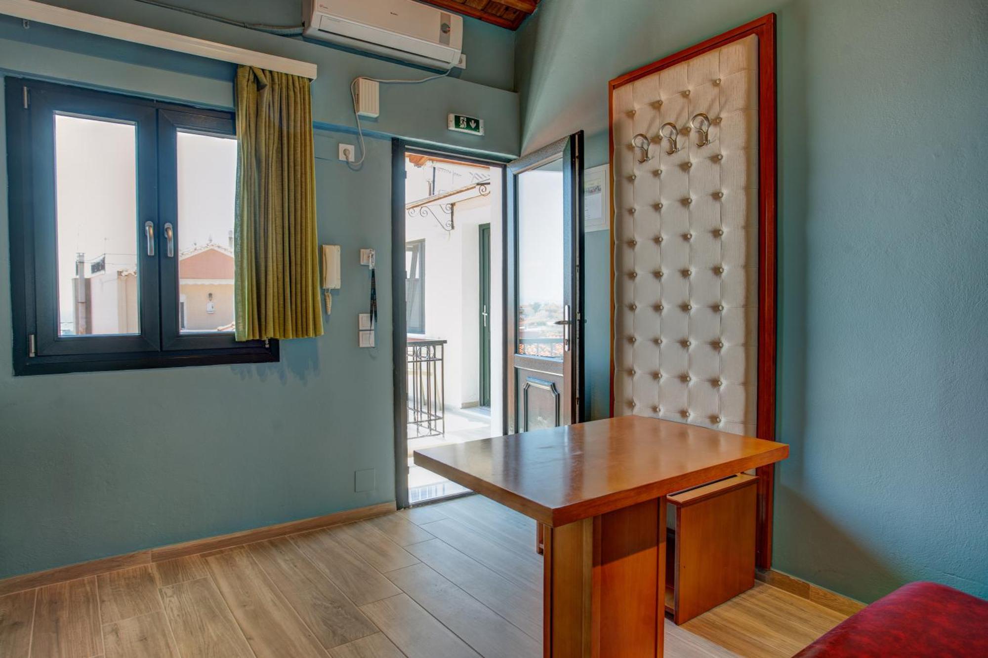 Heliotrope The Studios Mytilene Luaran gambar
